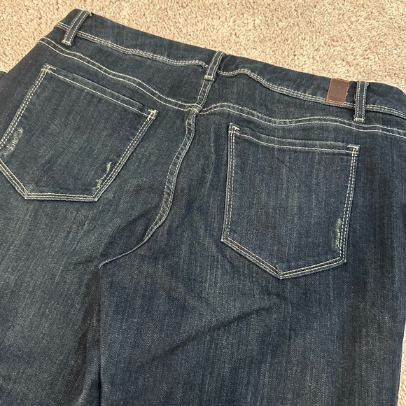 Vera Wang jeans. - Picture 7 of 7